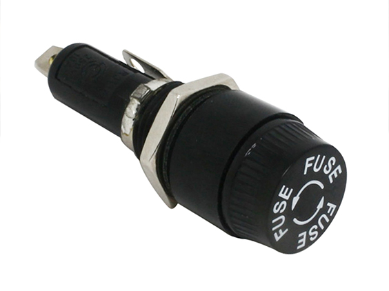 汽车保险丝损坏因素及更换注意事项